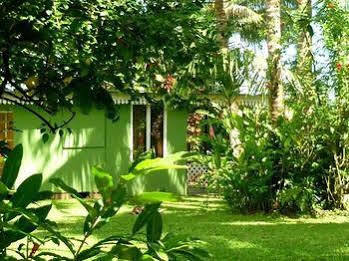 Bonjouir Lodge Paradise Teahupoo 외부 사진